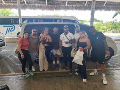 Transporte en Van para 1 a 4 personas